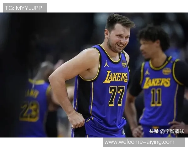 东契奇赛场精彩表现暗示勒布朗慢慢恢复不急的态度